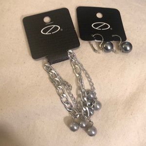 Faux pearl earrings and bracelet set